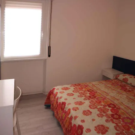 Apartments In Lignano Sabbiadoro 42738 Apartamento *